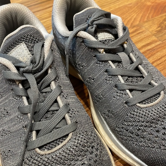 APL Running Shoes - Picture 5 of 5